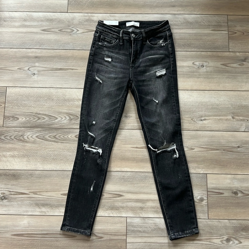 NWT - Vervet - Amber Mid-Rise Skinny Jeans